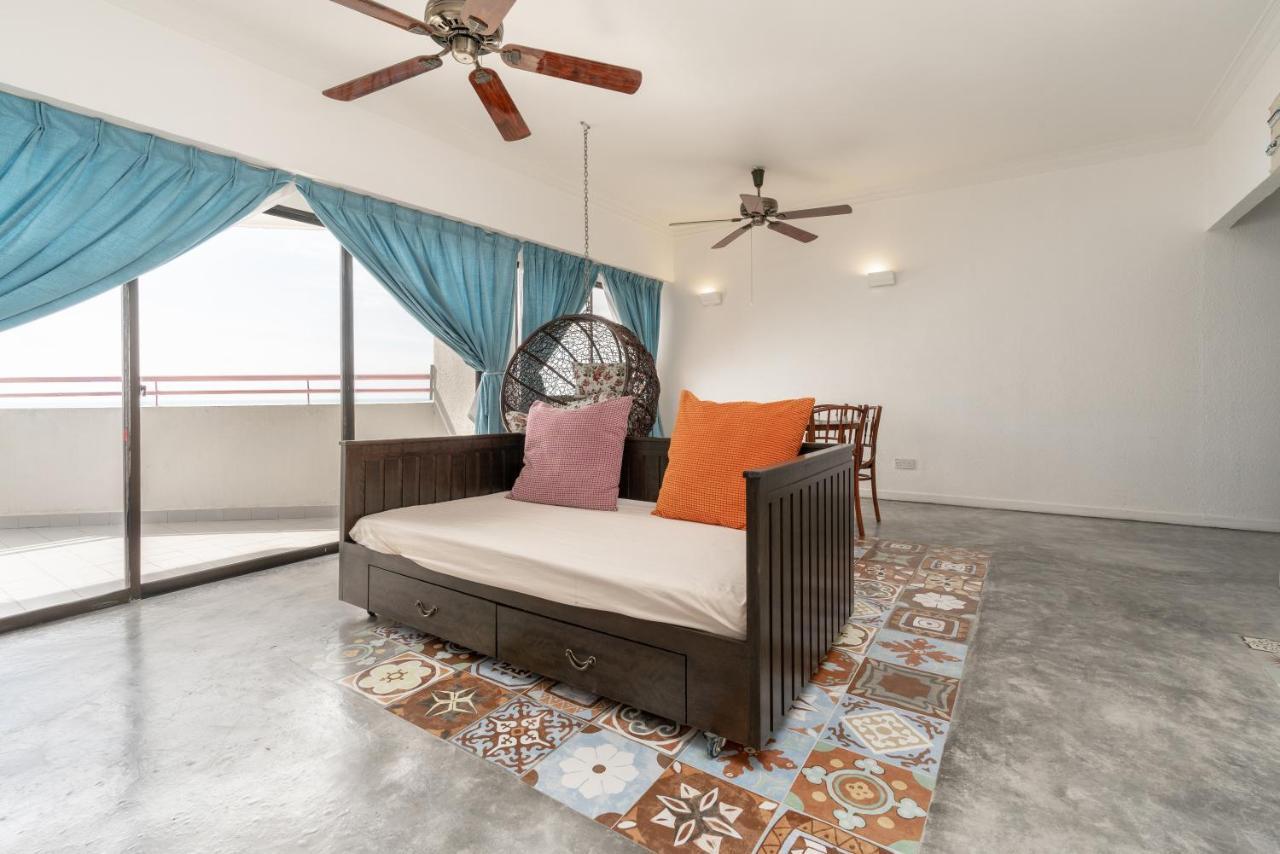 Pantai Seaview Resort Batu Ferringhi 1801 - 3 Rooms Buitenkant foto